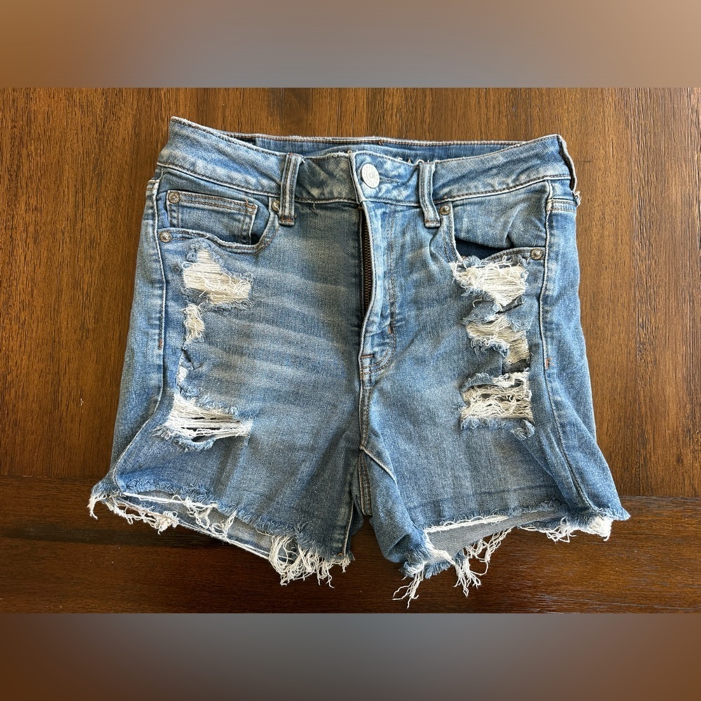 American Eagle Women’s High- Rise Blue Distressed Jean Shorts- size 8